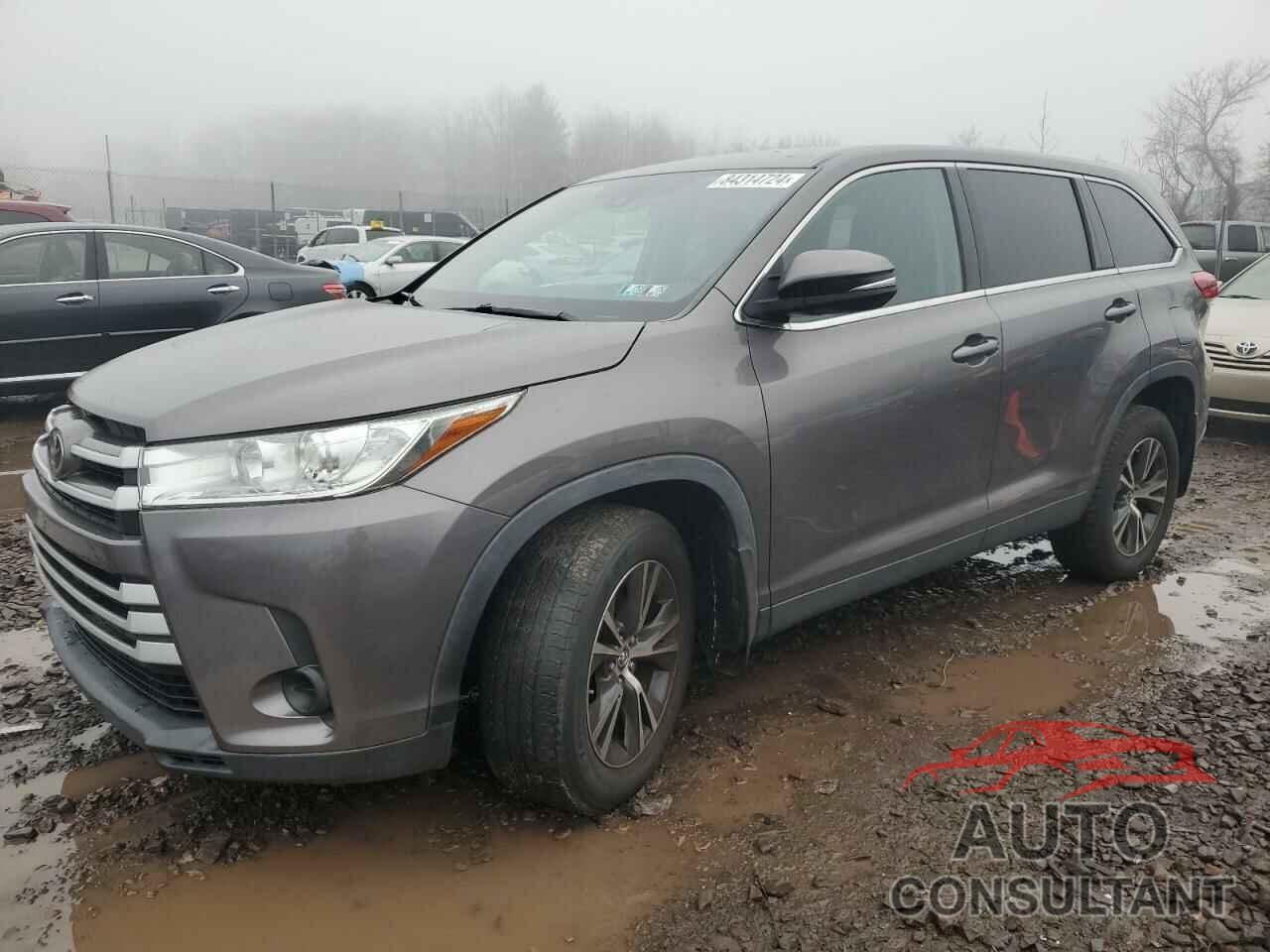 TOYOTA HIGHLANDER 2019 - 5TDBZRFH9KS978206