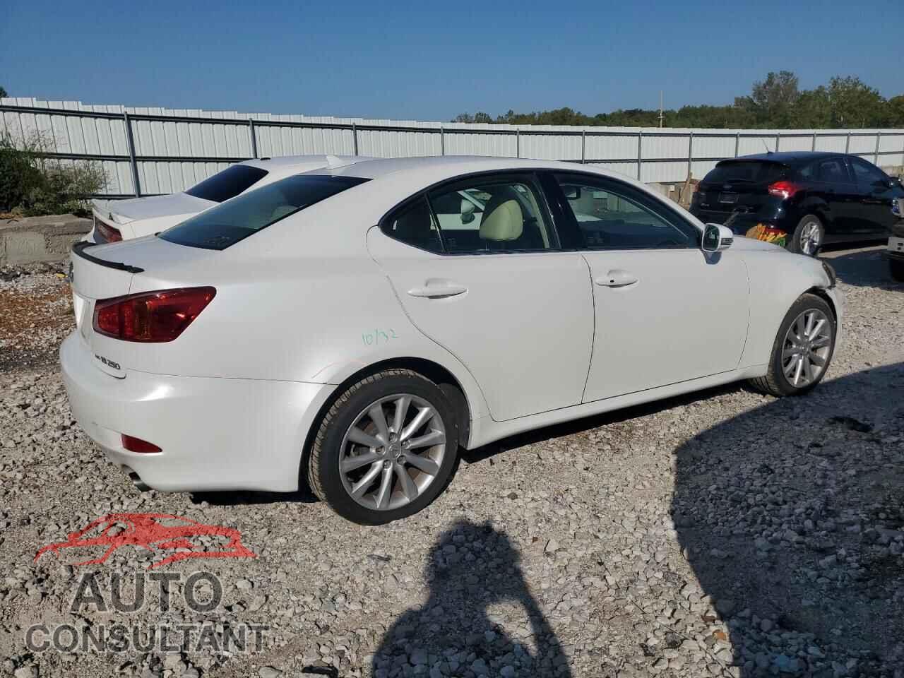 LEXUS IS 2010 - JTHCF5C24A5043555