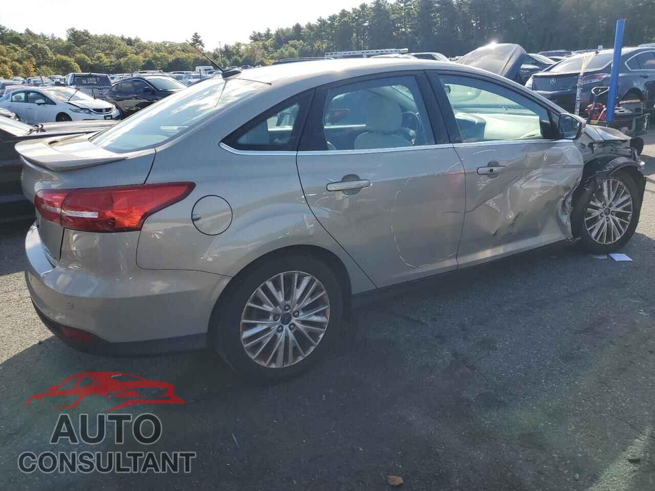 FORD FOCUS 2015 - 1FADP3J2XFL226736