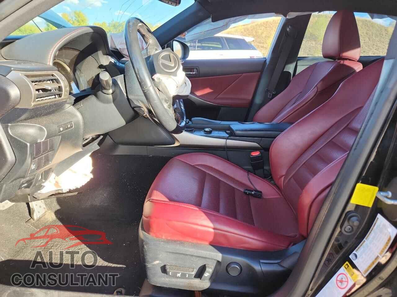 LEXUS IS 2015 - JTHCE1D28F5007661