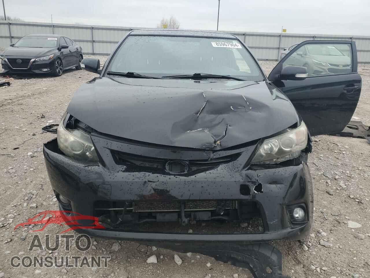 TOYOTA SCION 2012 - JTKJF5C75C3037517