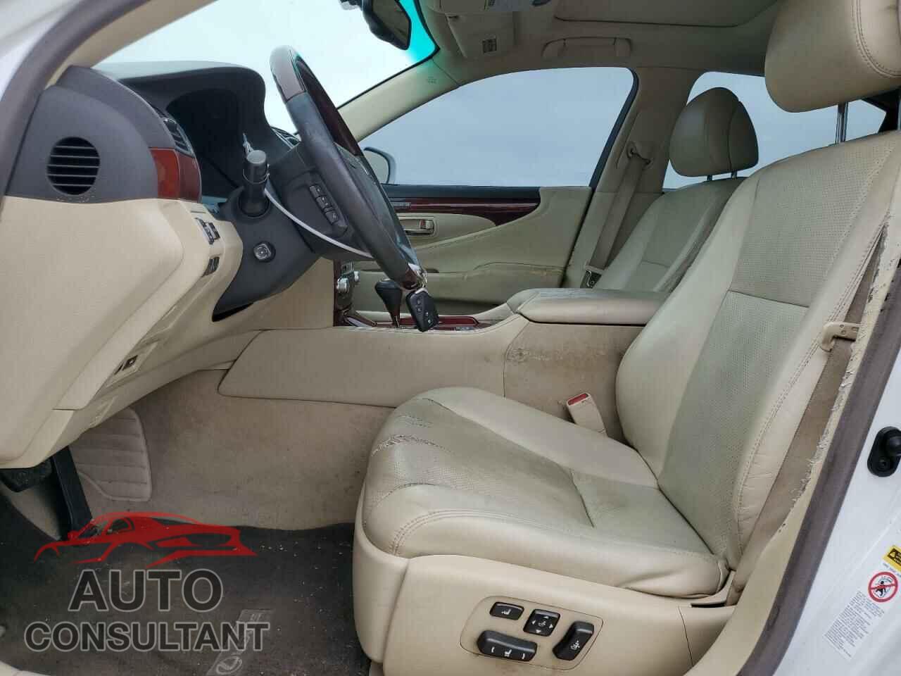 LEXUS LS460 2011 - JTHBL5EF2B5104326