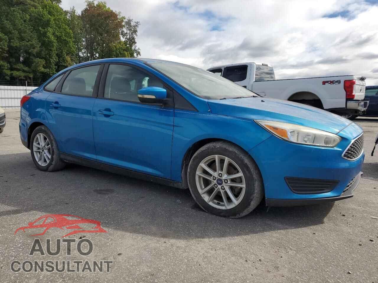FORD FOCUS 2017 - 1FADP3F23HL201558