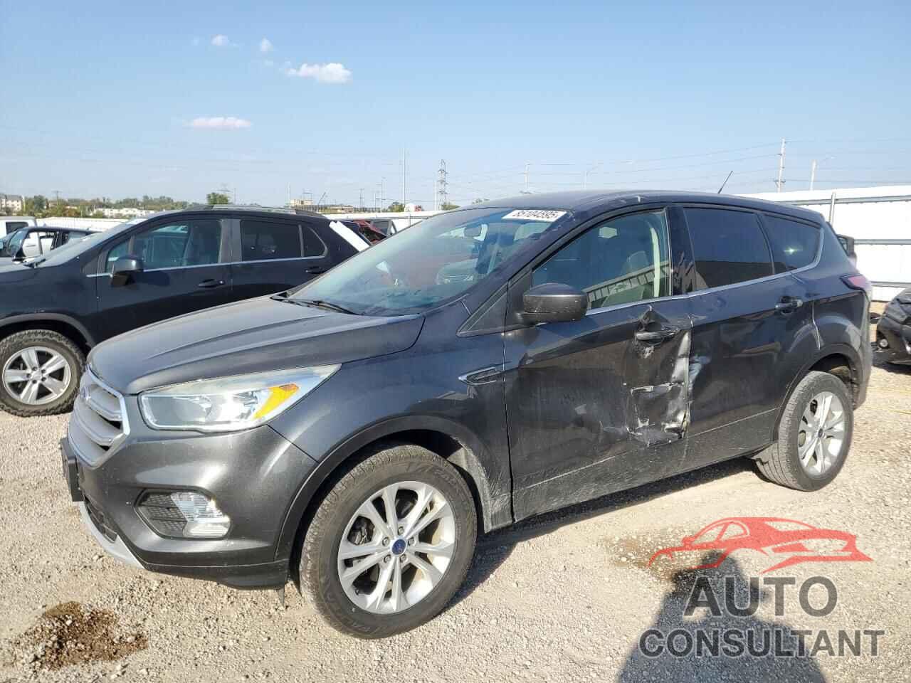 FORD ESCAPE 2017 - 1FMCU0GD6HUC08054