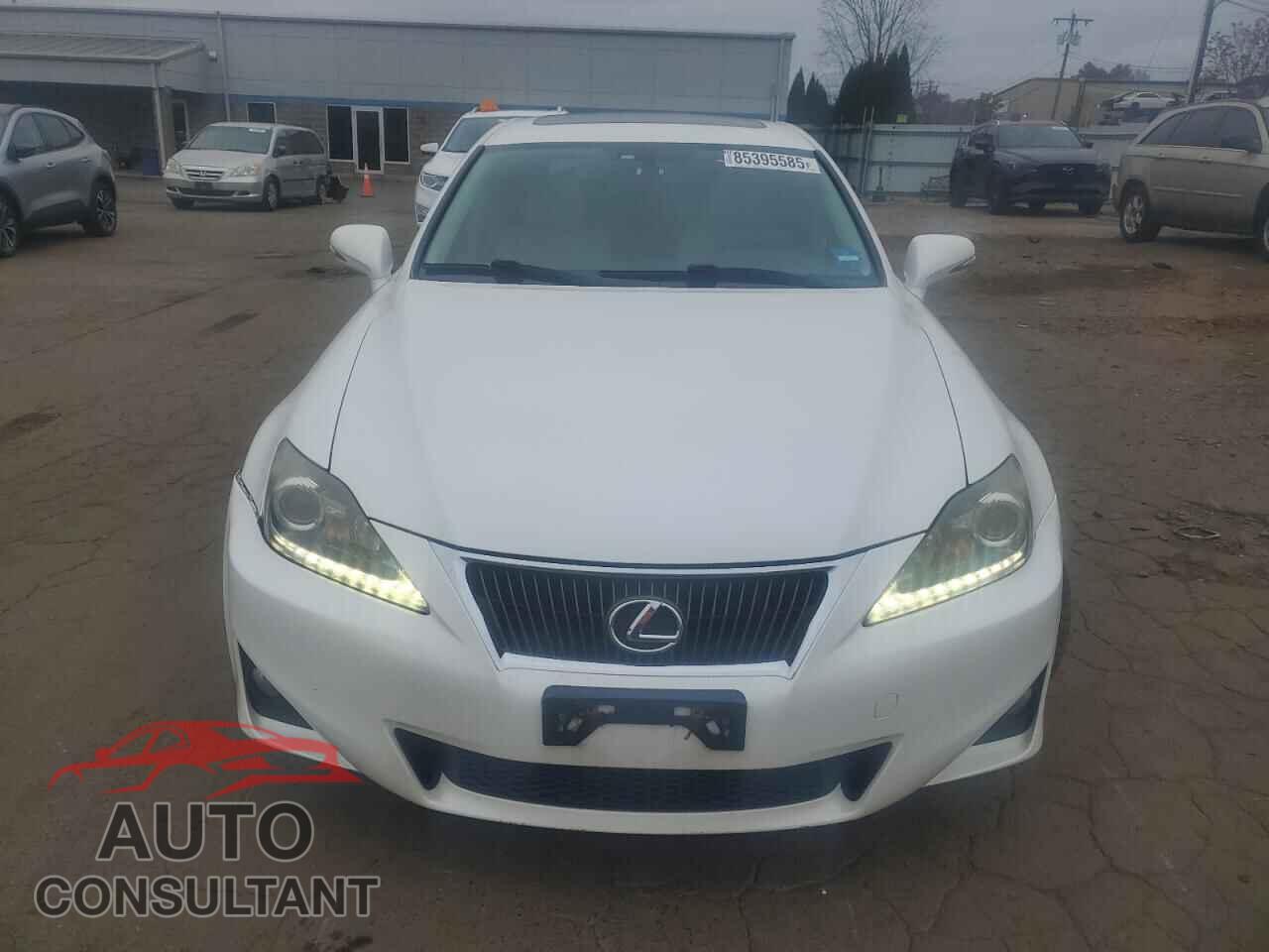LEXUS IS 2013 - JTHCF5C2XD5062454