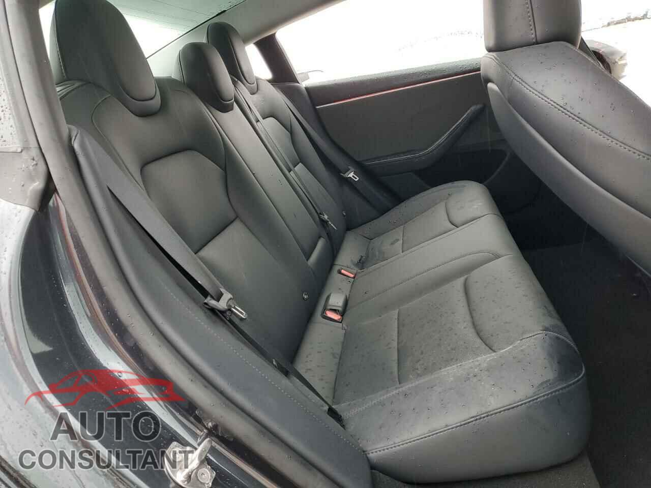 TESLA MODEL 3 2024 - 5YJ3E1EA7RF862989