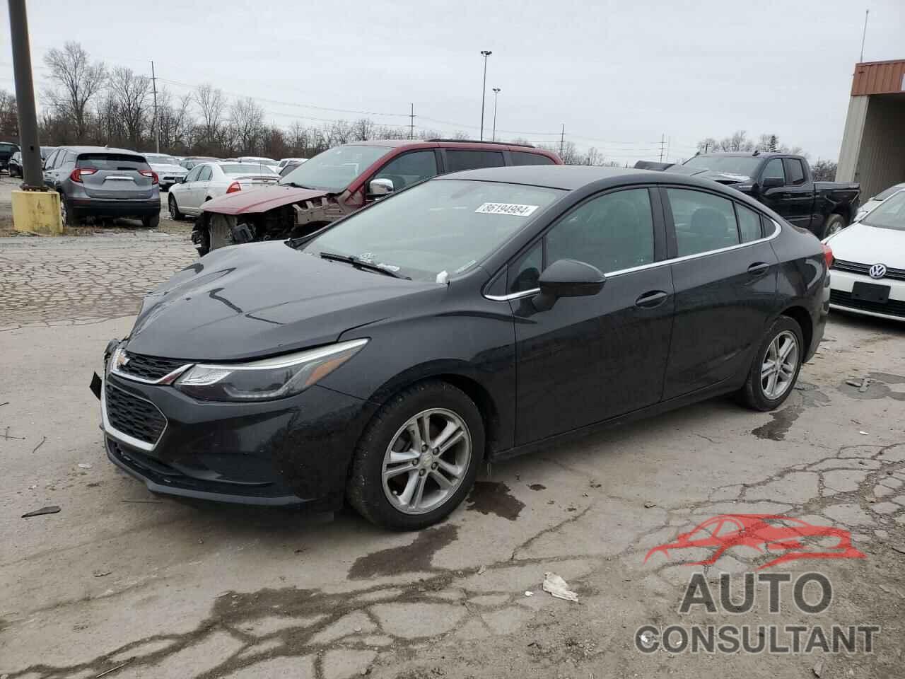 CHEVROLET CRUZE 2018 - 1G1BE5SM4J7136267