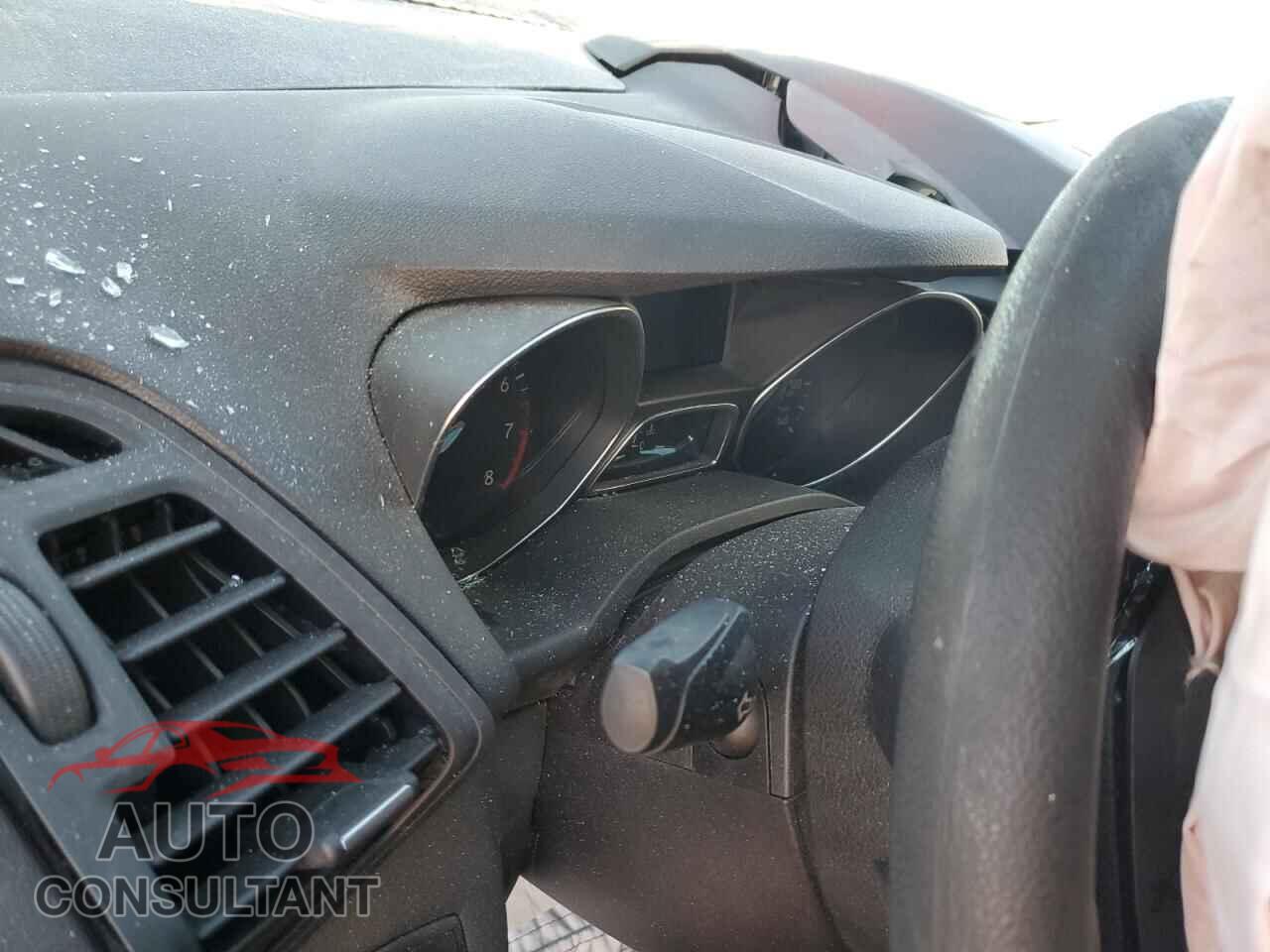 FORD ESCAPE 2017 - 1FMCU0GD8HUC74055