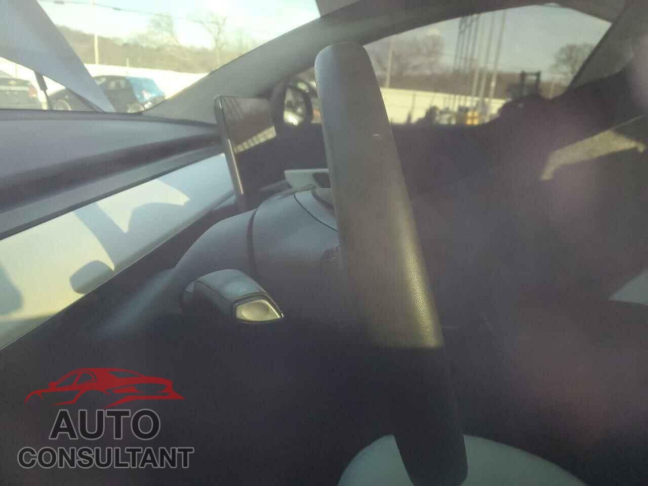 TESLA MODEL 3 2021 - 5YJ3E1EA9MF853381