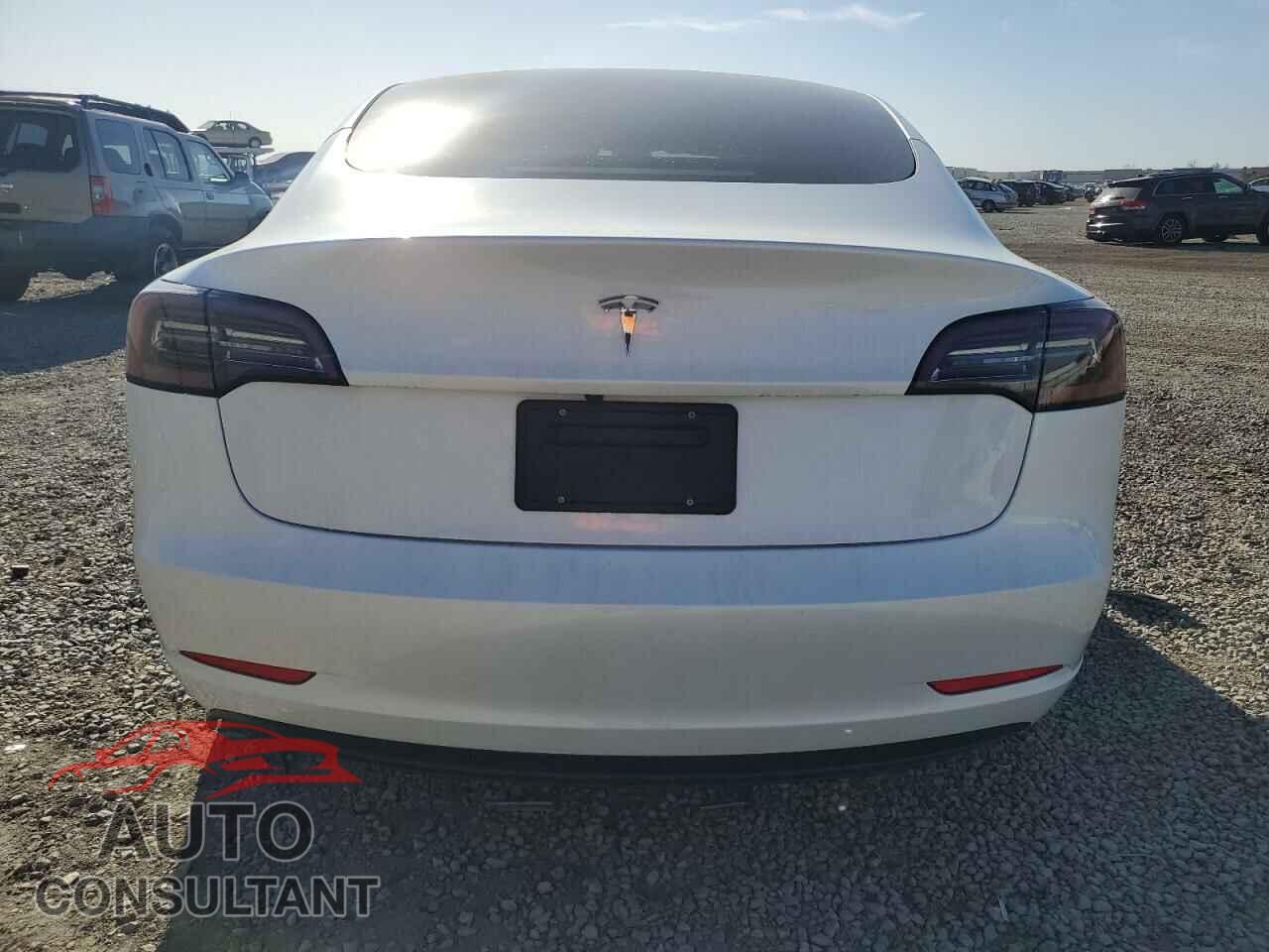 TESLA MODEL 3 2023 - 5YJ3E1EA7PF563497