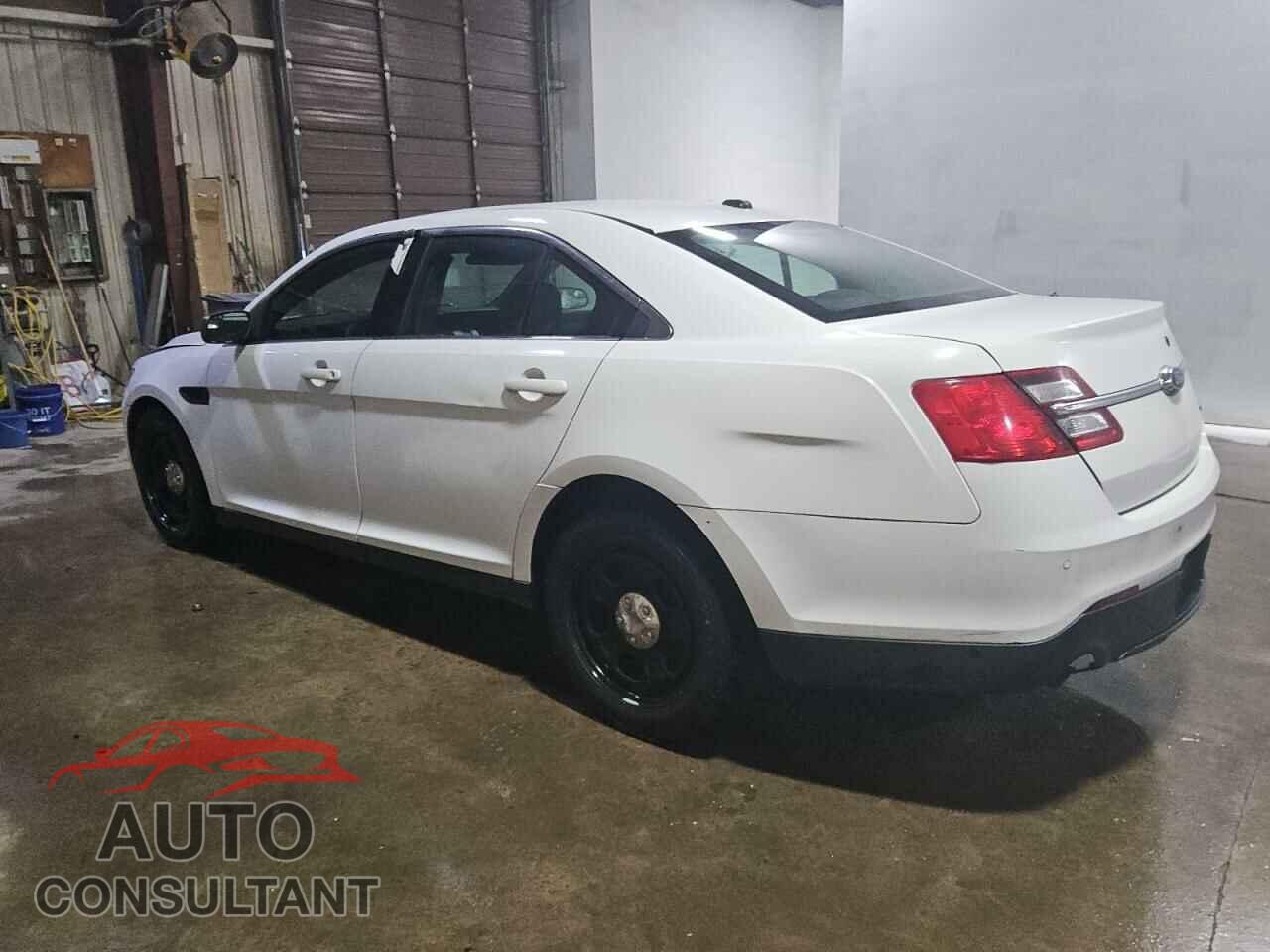 FORD TAURUS 2016 - 1FAHP2MK9GG105553
