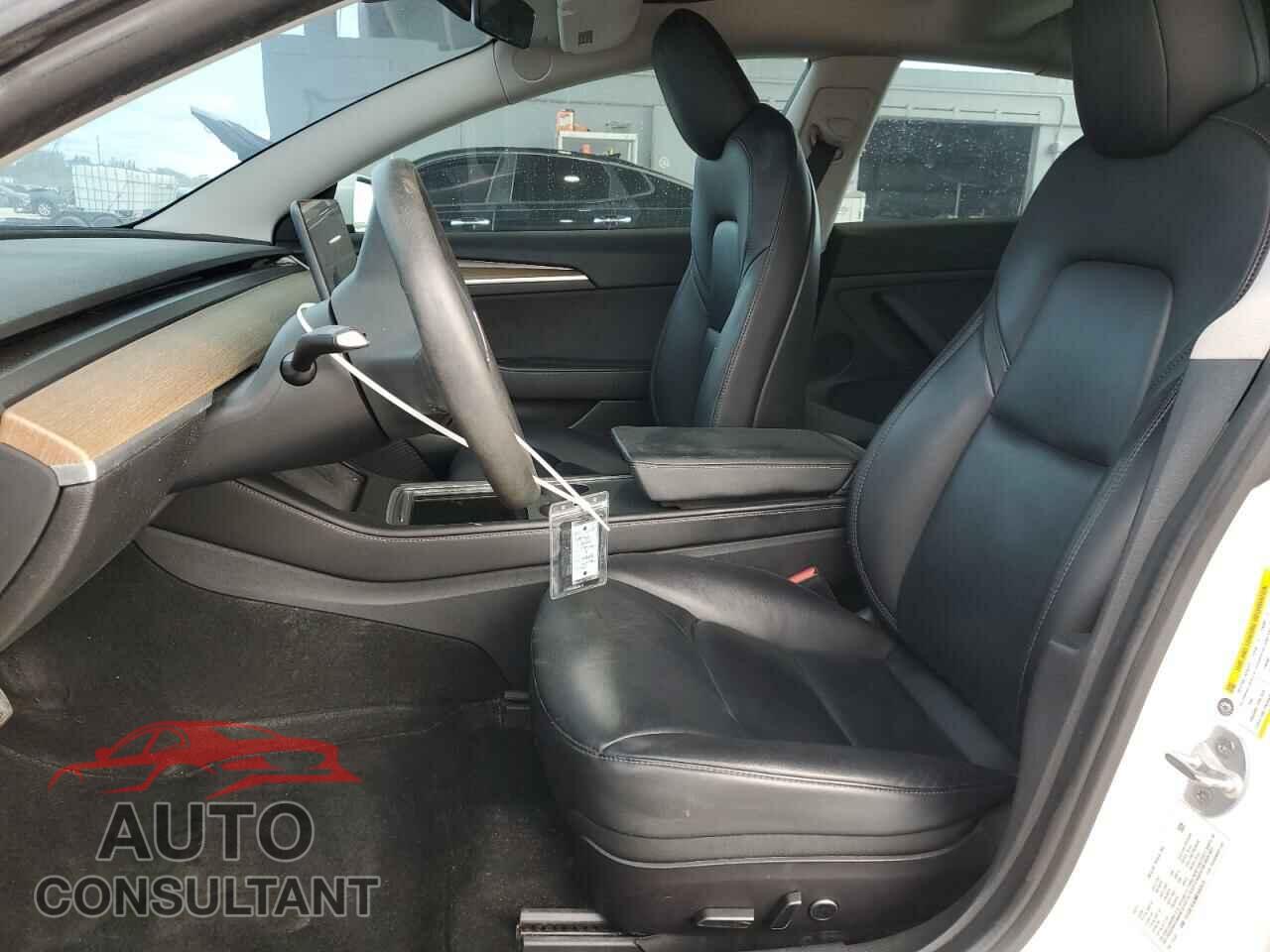 TESLA MODEL 3 2021 - 5YJ3E1EA3MF042675