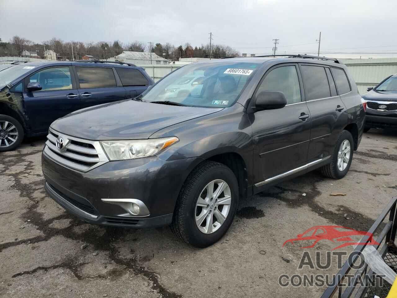 TOYOTA HIGHLANDER 2013 - 5TDBK3EH5DS241235