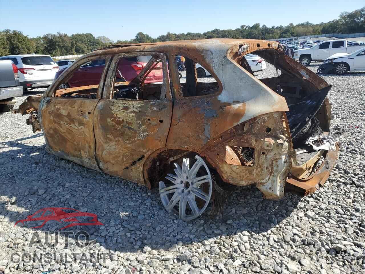 PORSCHE CAYENNE 2017 - WP1AA2A23HKA81412