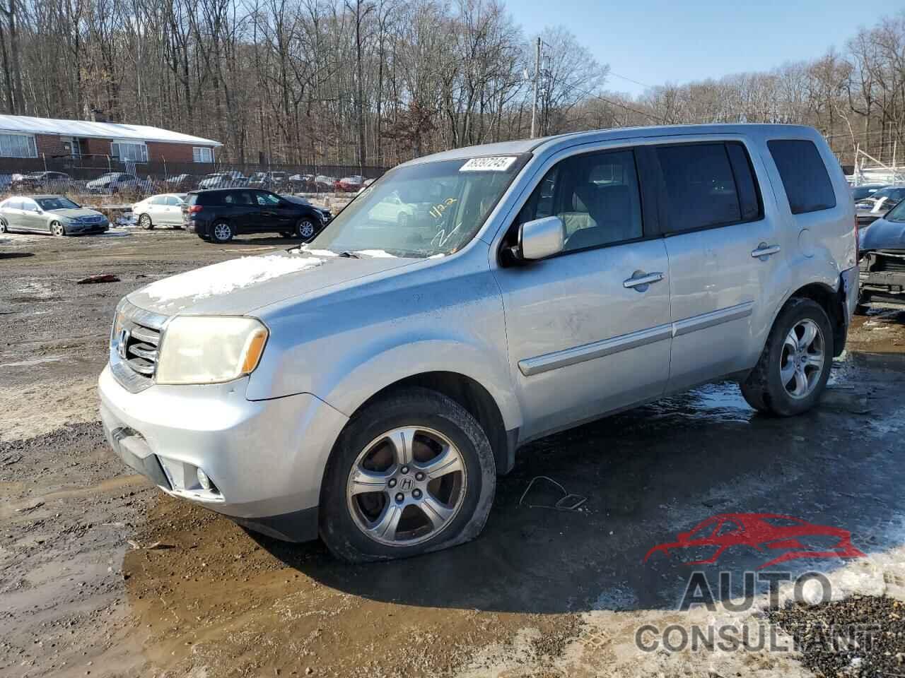 HONDA PILOT 2013 - 5FNYF3H57DB011684