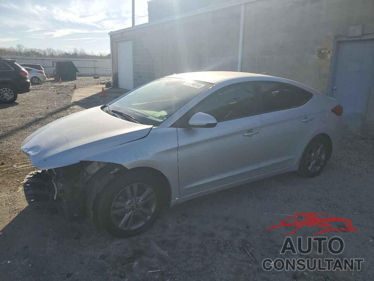 HYUNDAI ELANTRA 2018 - 5NPD84LF7JH318302
