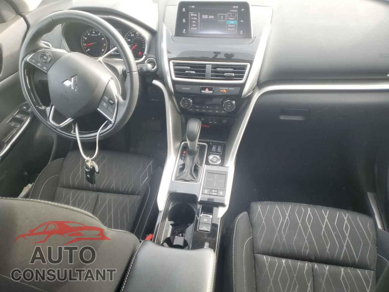 MITSUBISHI ECLIPSE 2018 - JA4AT5AA1JZ069240