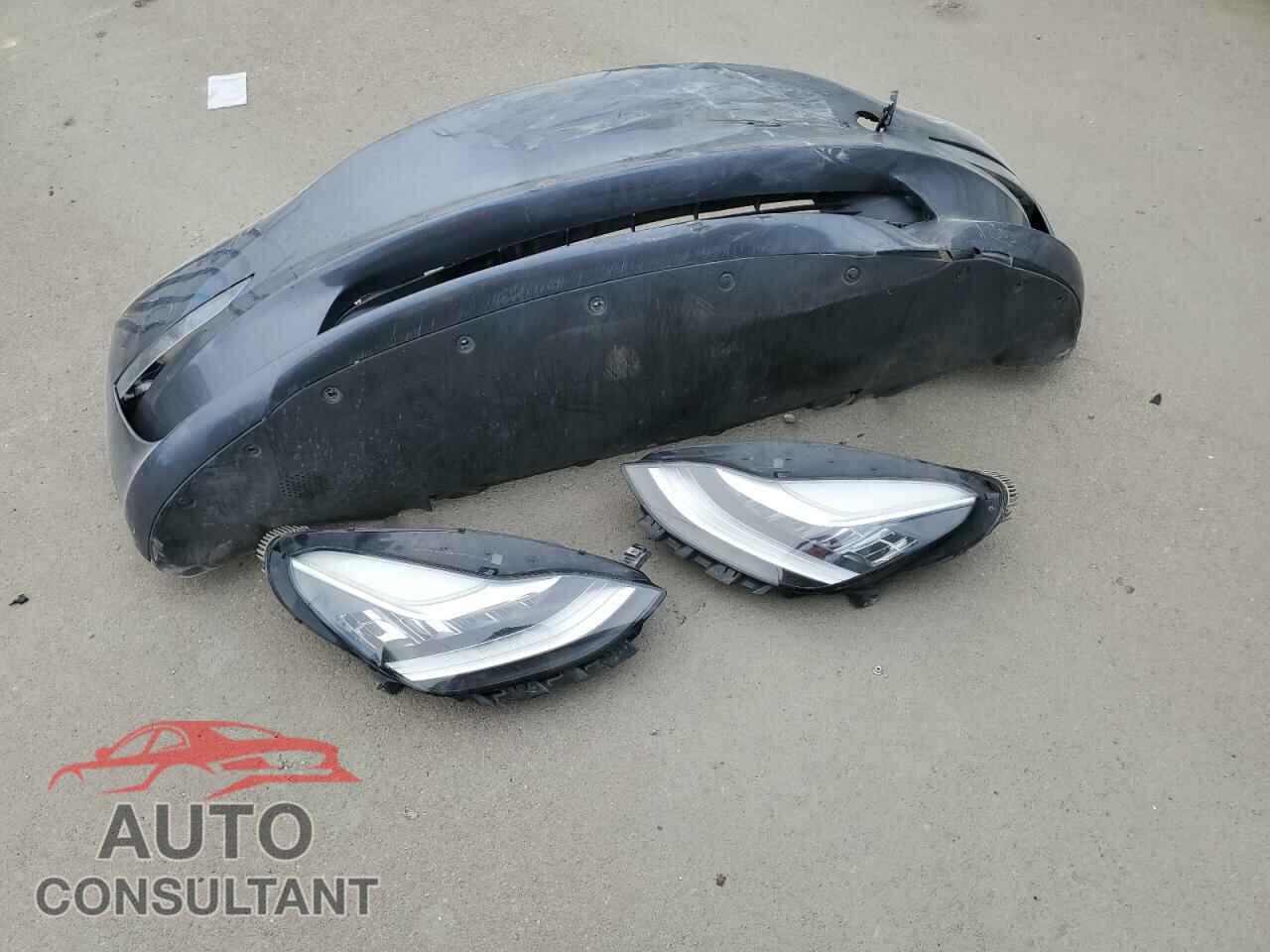 TESLA MODEL 3 2019 - 5YJ3E1EB3KF209672