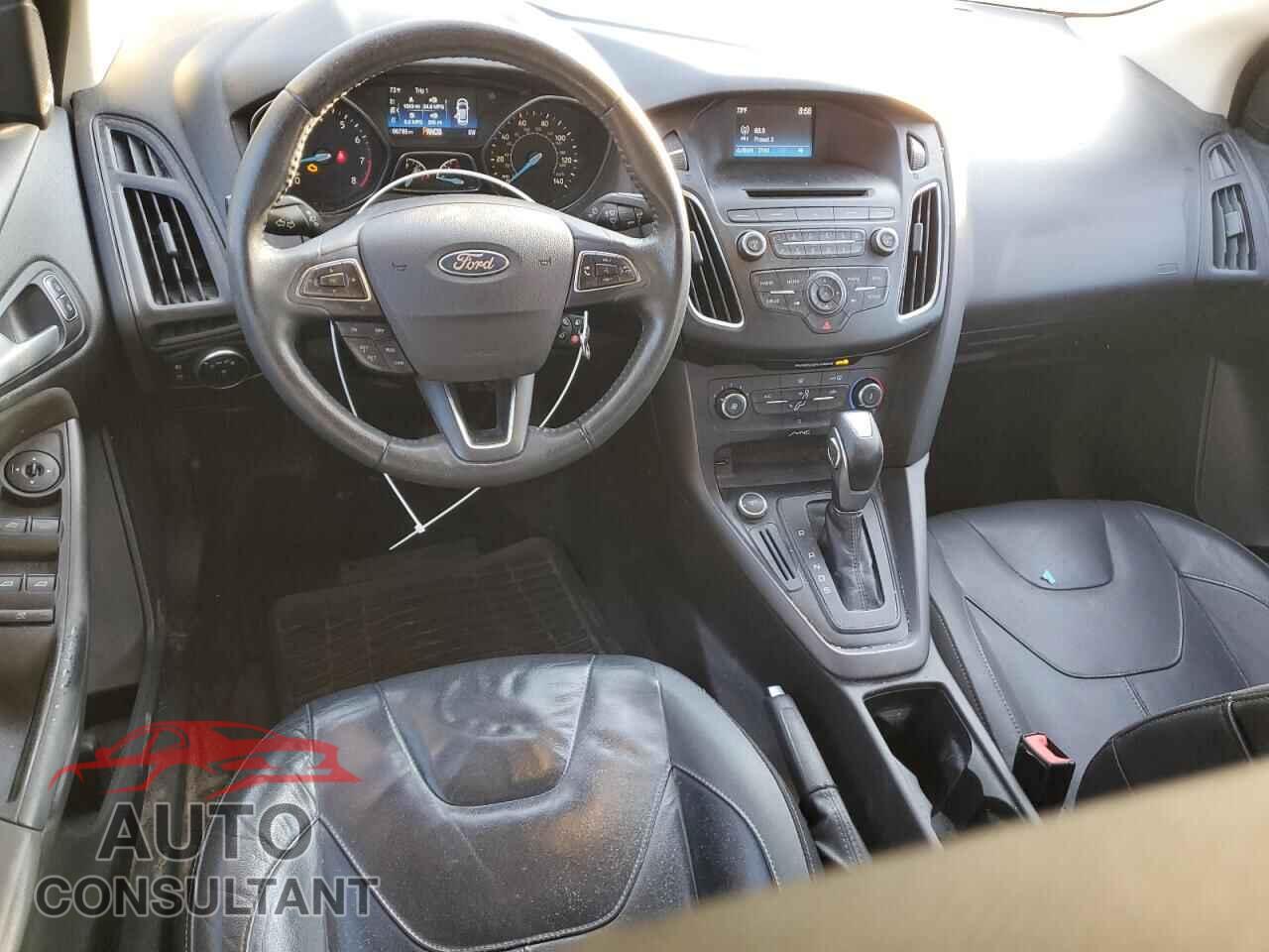 FORD FOCUS 2015 - 1FADP3F21FL238377