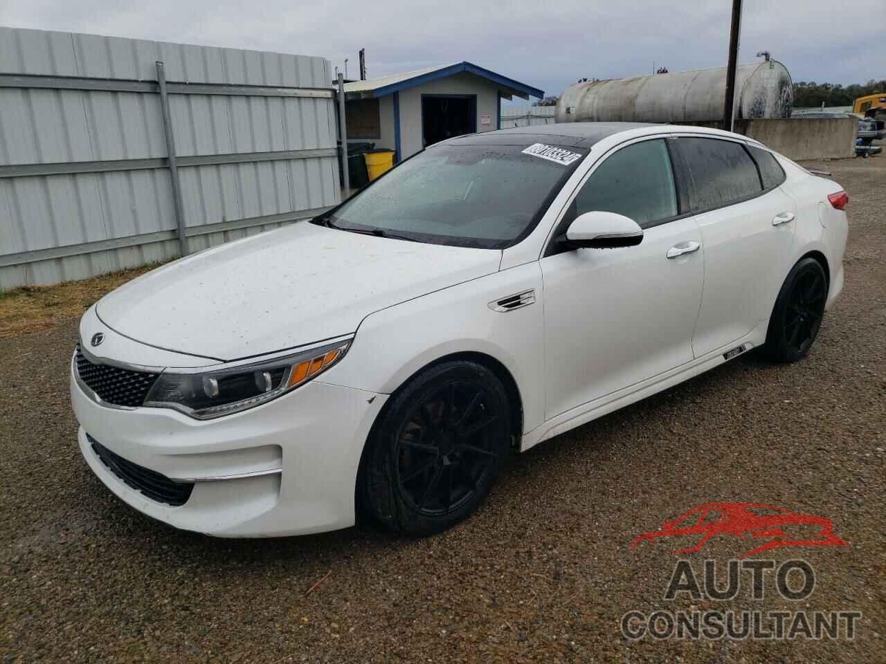 KIA OPTIMA 2018 - 5XXGU4L3XJG205714