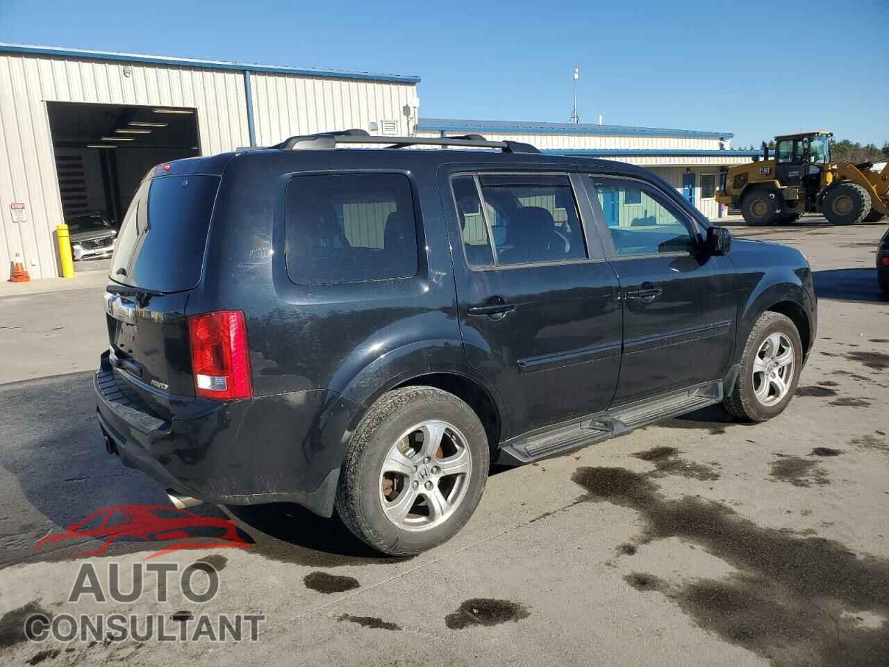 HONDA PILOT 2015 - 5FNYF4H56FB033880