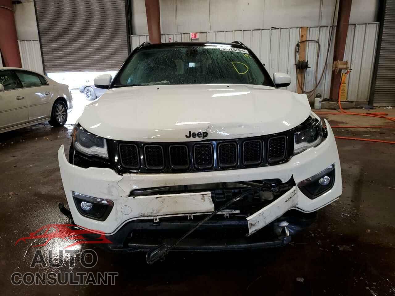 JEEP COMPASS 2019 - 3C4NJDCB3KT781433