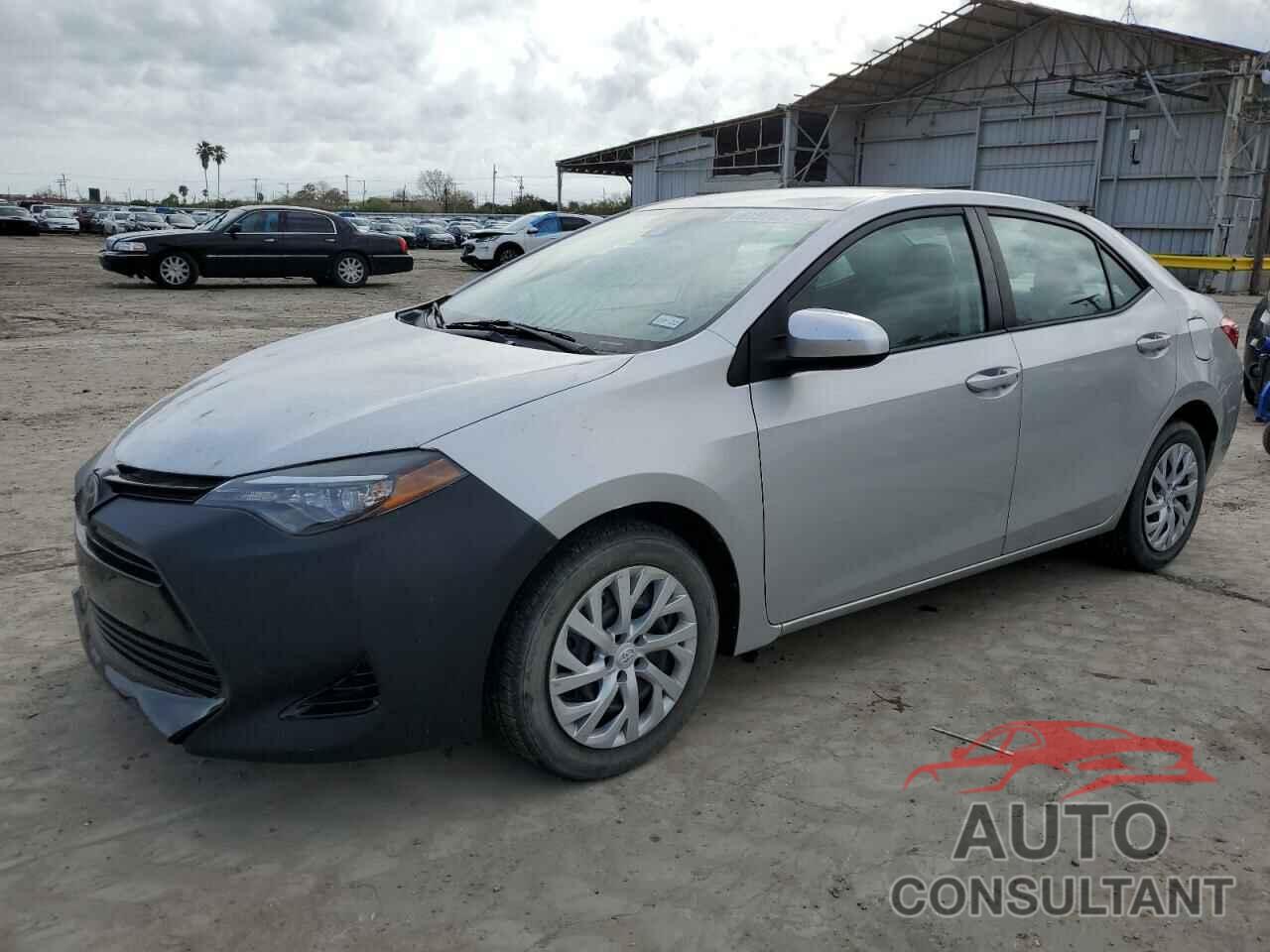 TOYOTA COROLLA 2017 - 5YFBURHE5HP638196