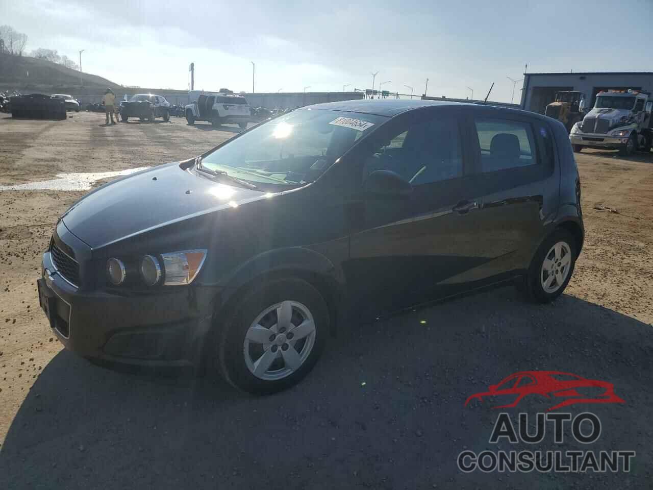 CHEVROLET SONIC 2016 - 1G1JA6SH9G4173499