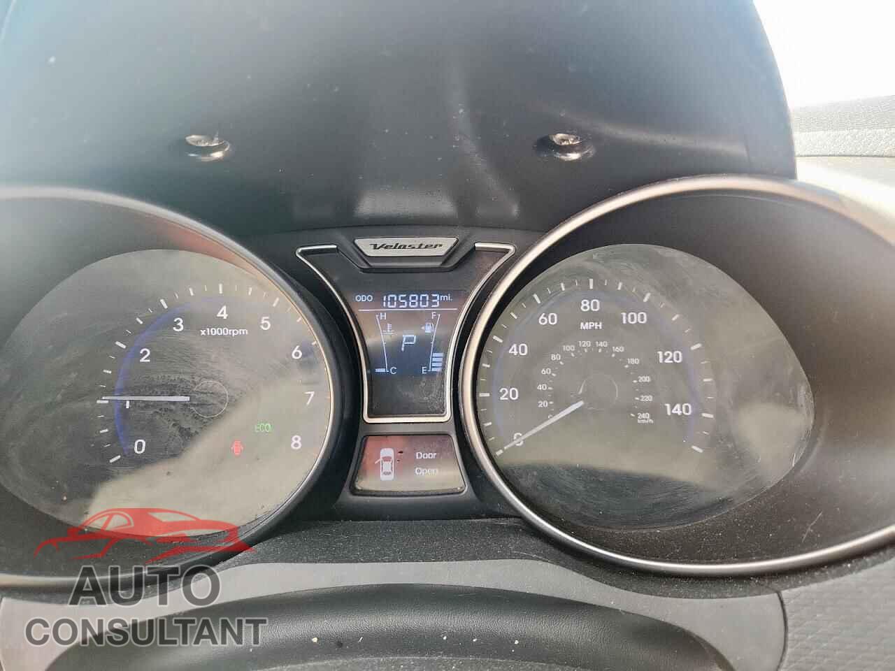 HYUNDAI VELOSTER 2013 - KMHTC6AE2DU125545