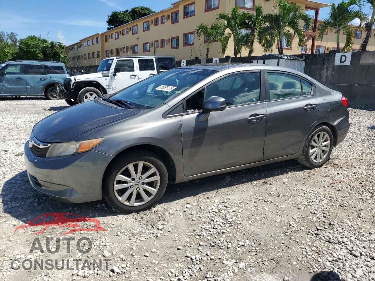 HONDA CIVIC 2012 - 2HGFB2F80CH608728