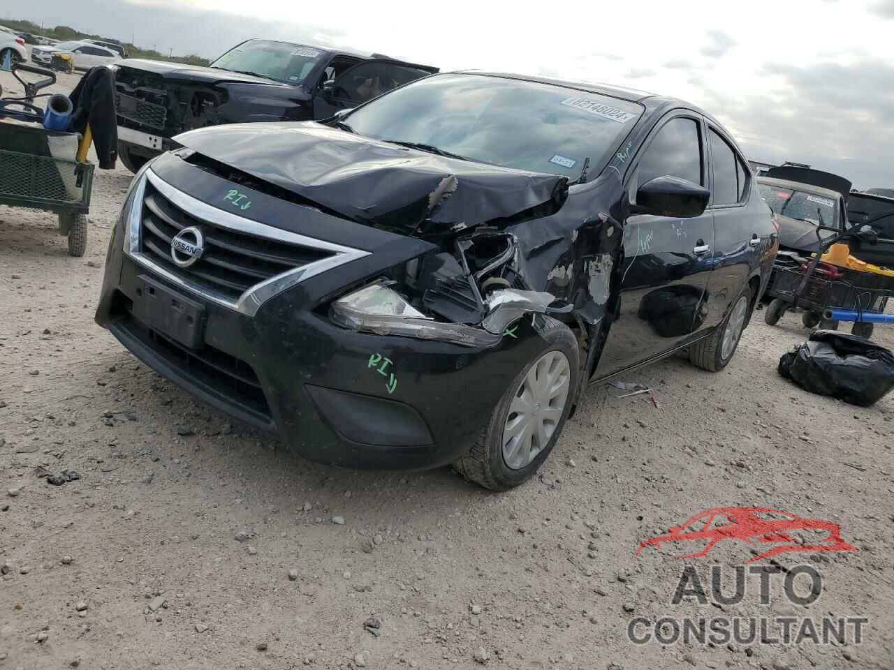 NISSAN VERSA 2018 - 3N1CN7AP8JL867799