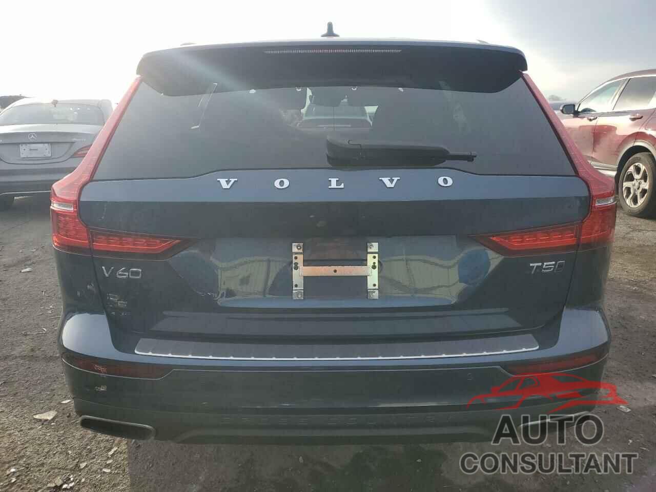 VOLVO V60 2020 - YV4102WK3L1038780