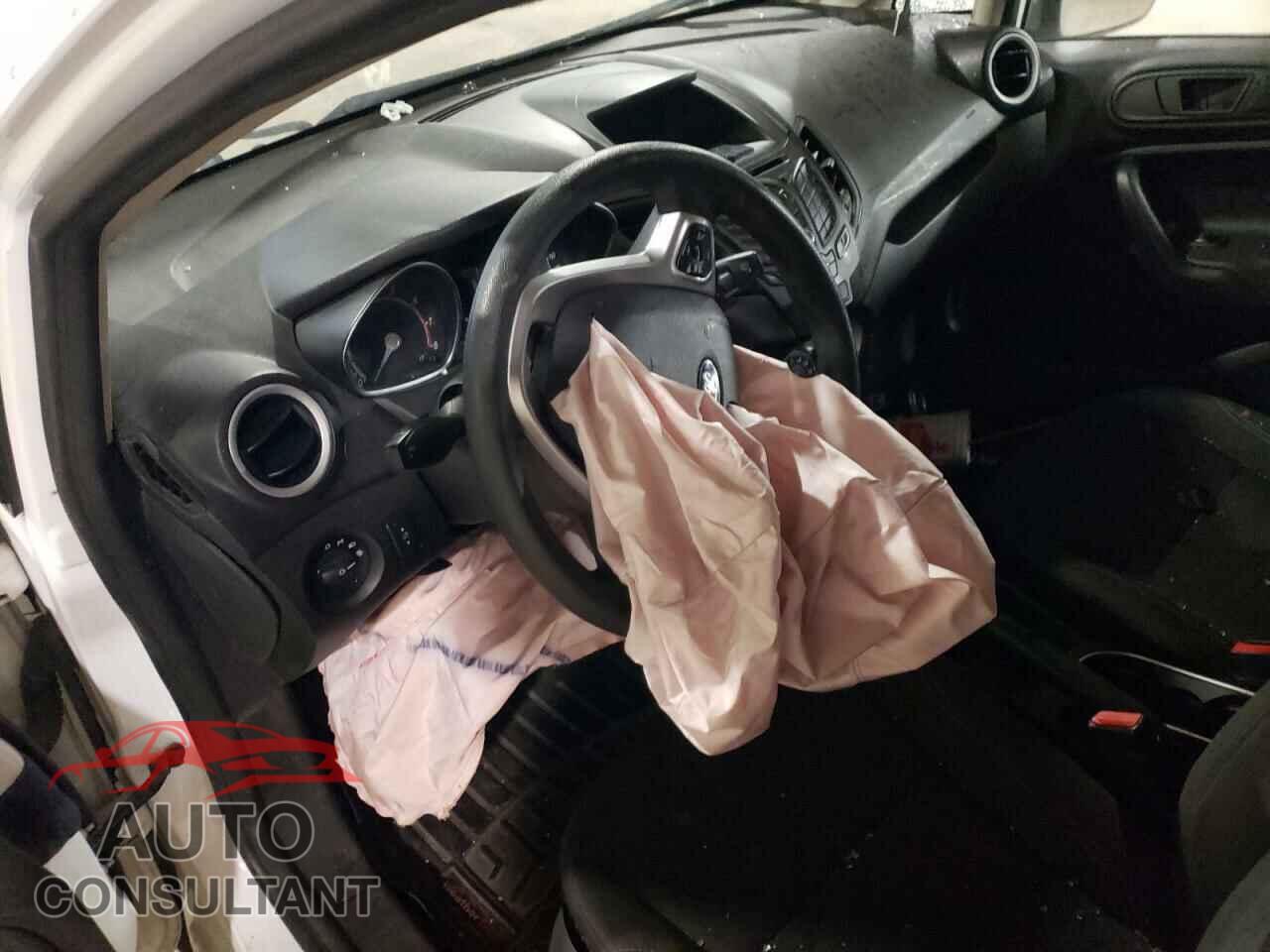 FORD FIESTA 2017 - 3FADP4EJ8HM113585