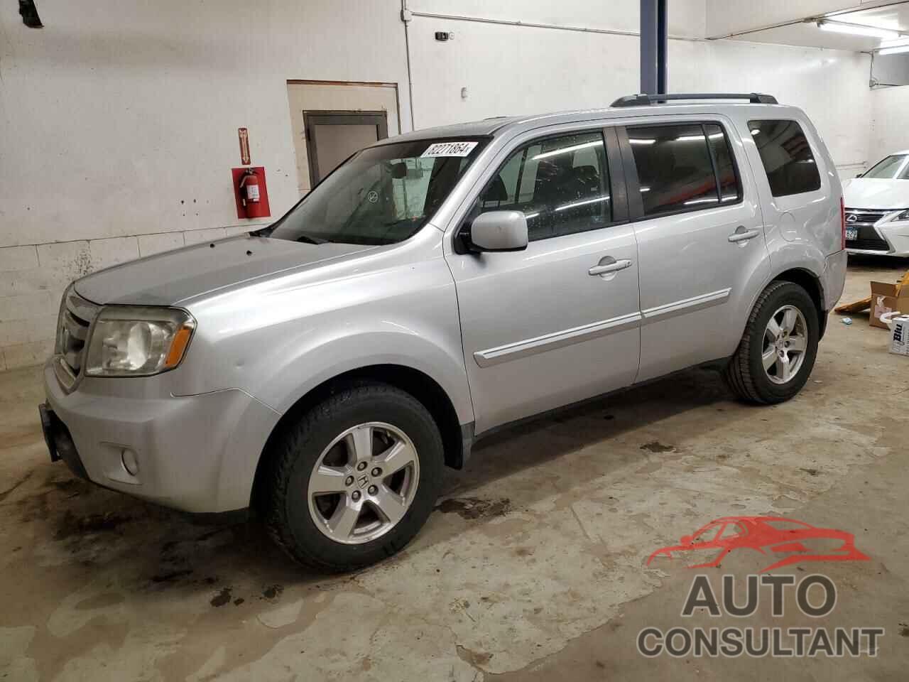 HONDA PILOT 2010 - 5FNYF4H60AB013495
