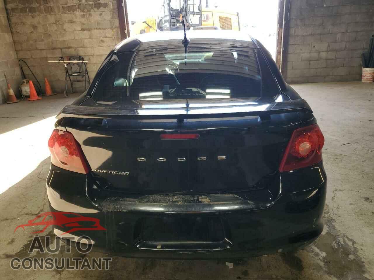 DODGE AVENGER 2011 - 1B3BD1FG2BN621982
