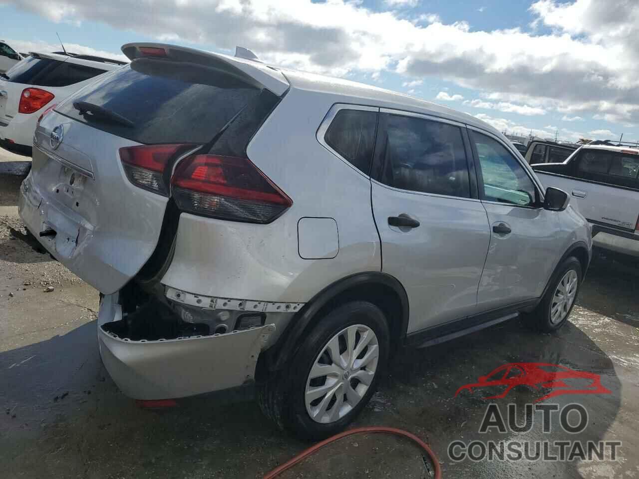 NISSAN ROGUE 2018 - 5N1AT2MT0JC703900