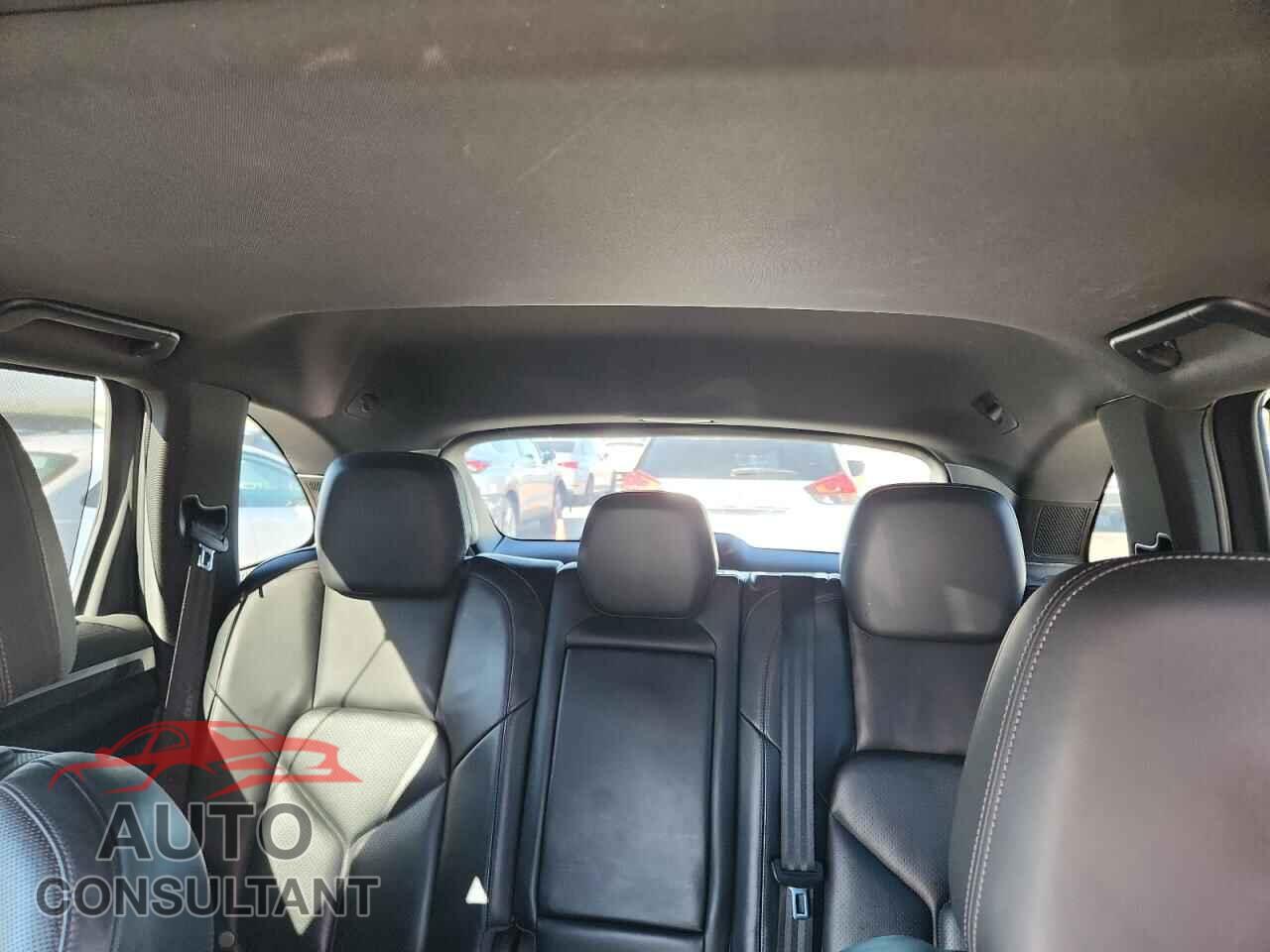 PORSCHE CAYENNE 2012 - WP1AE2A28CLA92137