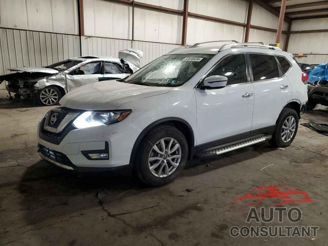 NISSAN ROGUE 2017 - KNMAT2MV8HP527056