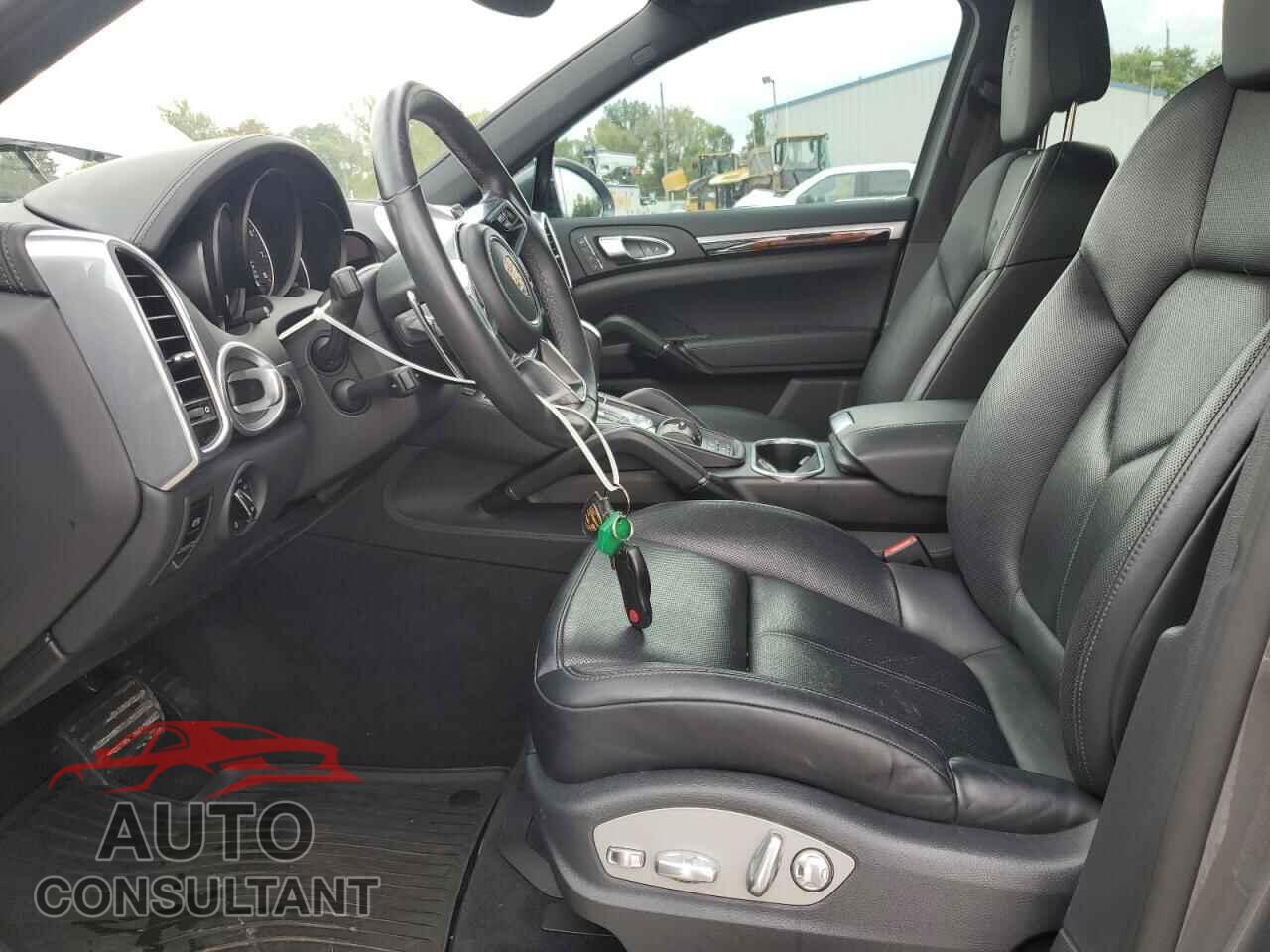 PORSCHE CAYENNE 2016 - WP1AA2A23GLA00904