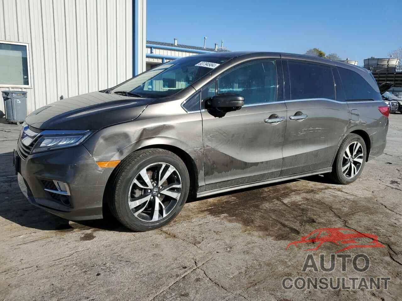 HONDA ODYSSEY 2018 - 5FNRL6H94JB031937