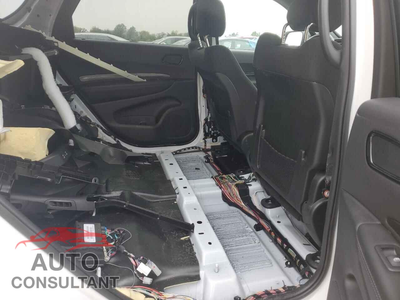 DODGE DURANGO 2023 - 1C4SDJFT9PC577607