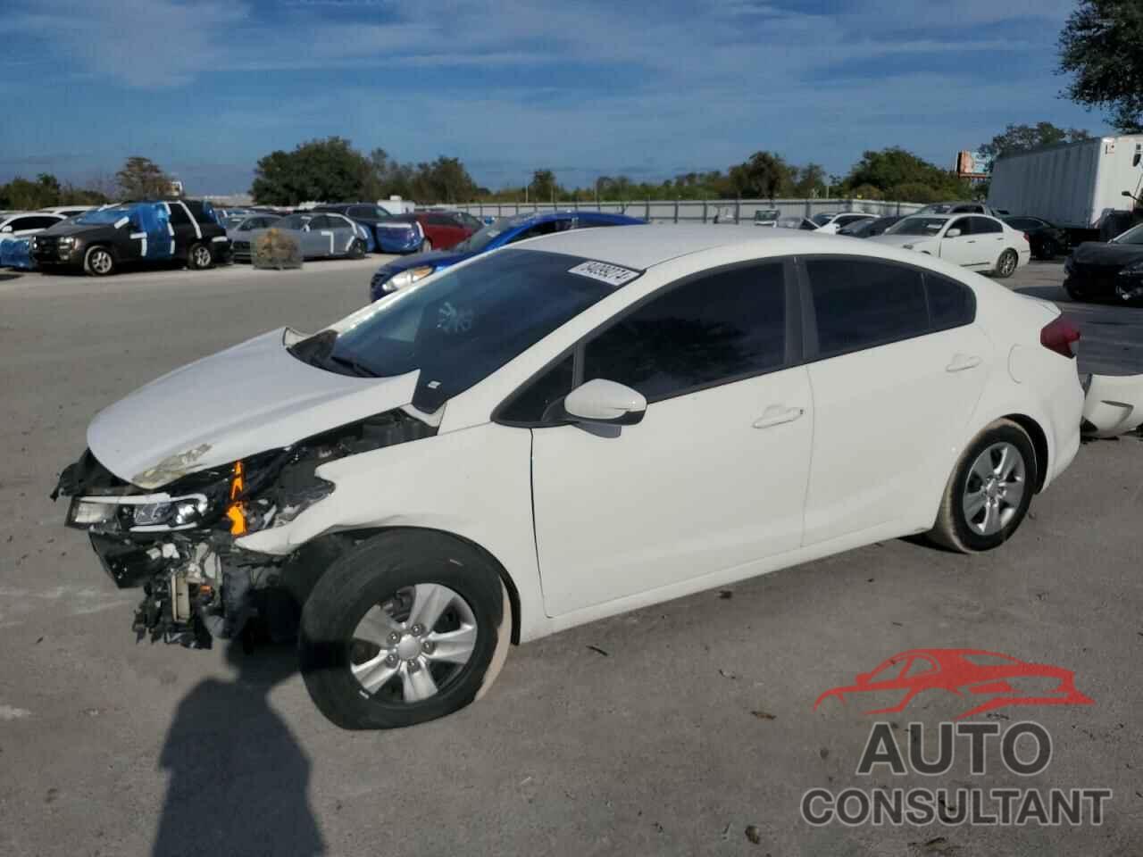 KIA FORTE 2017 - 3KPFK4A7XHE028611