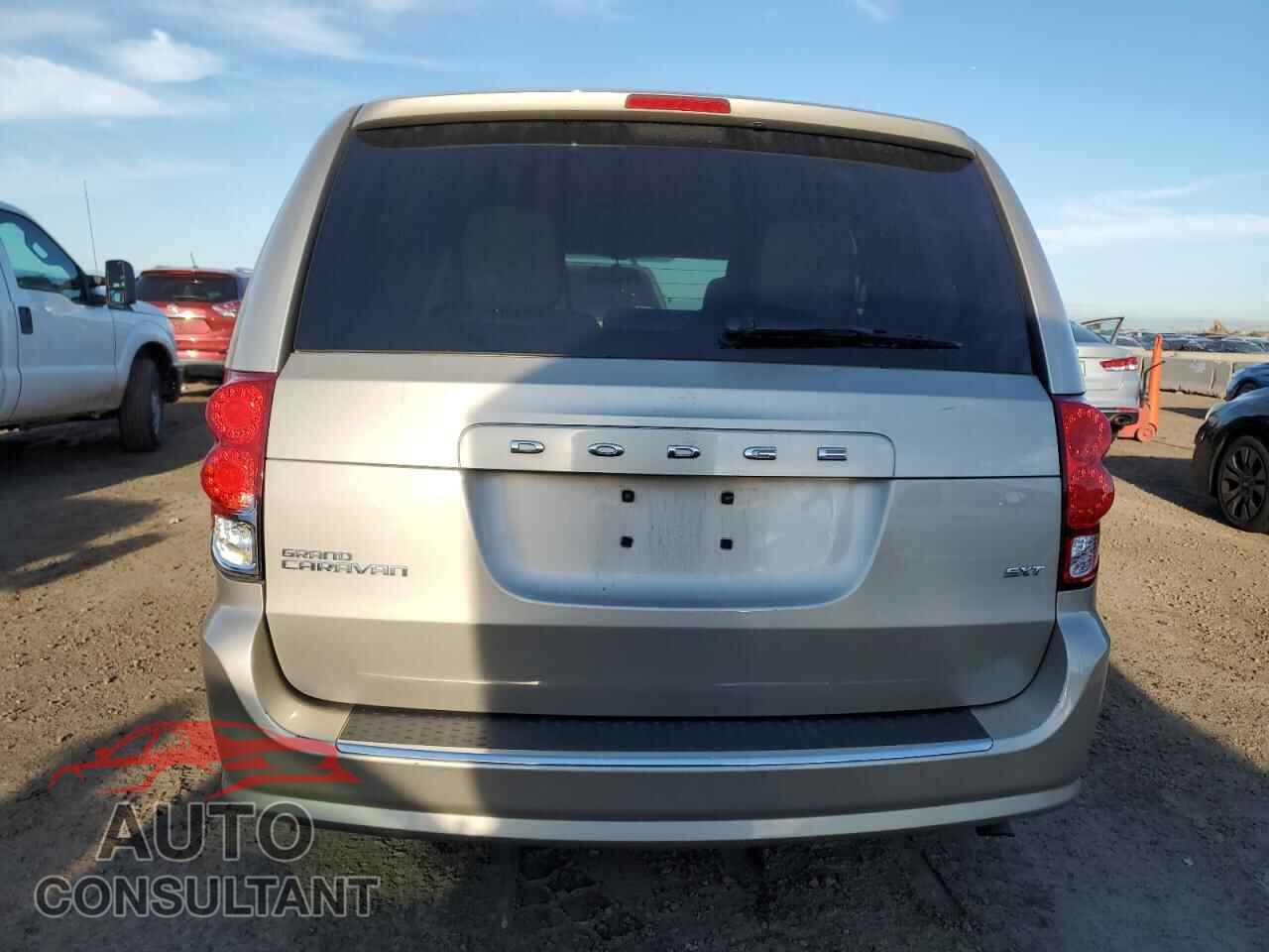 DODGE CARAVAN 2015 - 2C4RDGCG8FR724563
