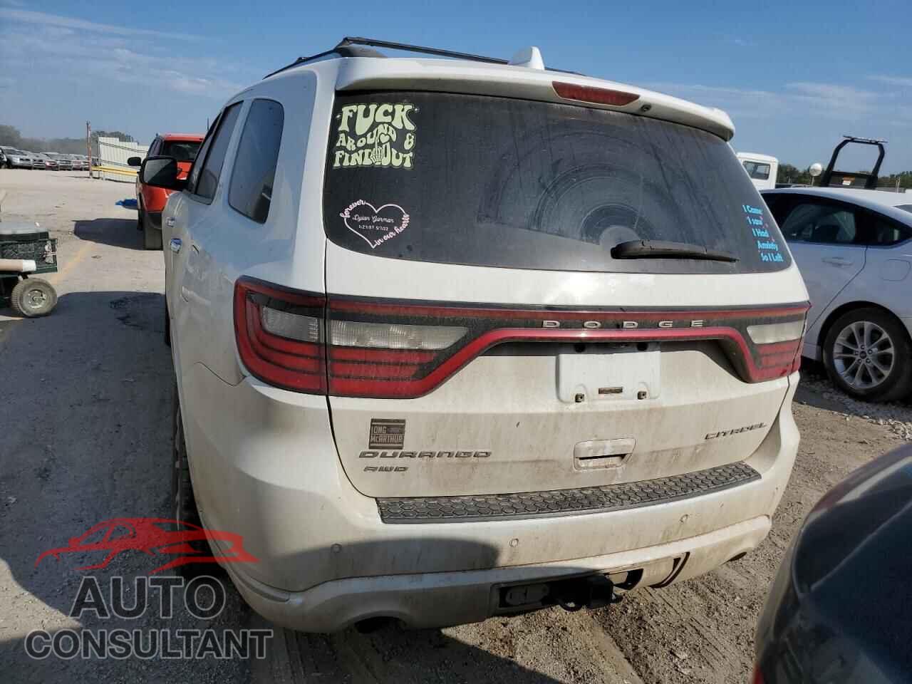 DODGE DURANGO 2016 - 1C4SDJET2GC413102