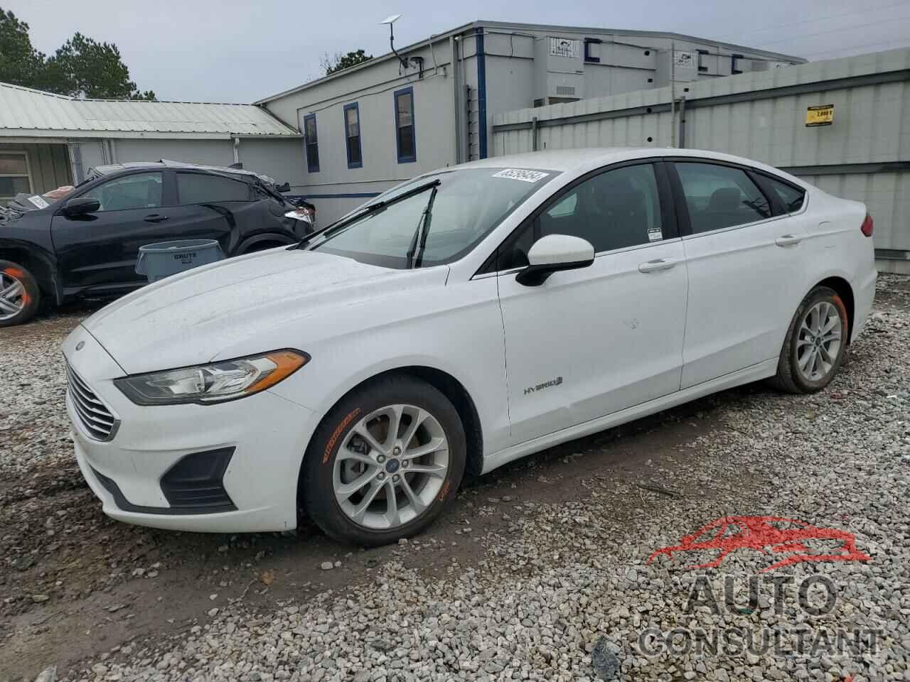 FORD FUSION 2019 - 3FA6P0LU5KR272282