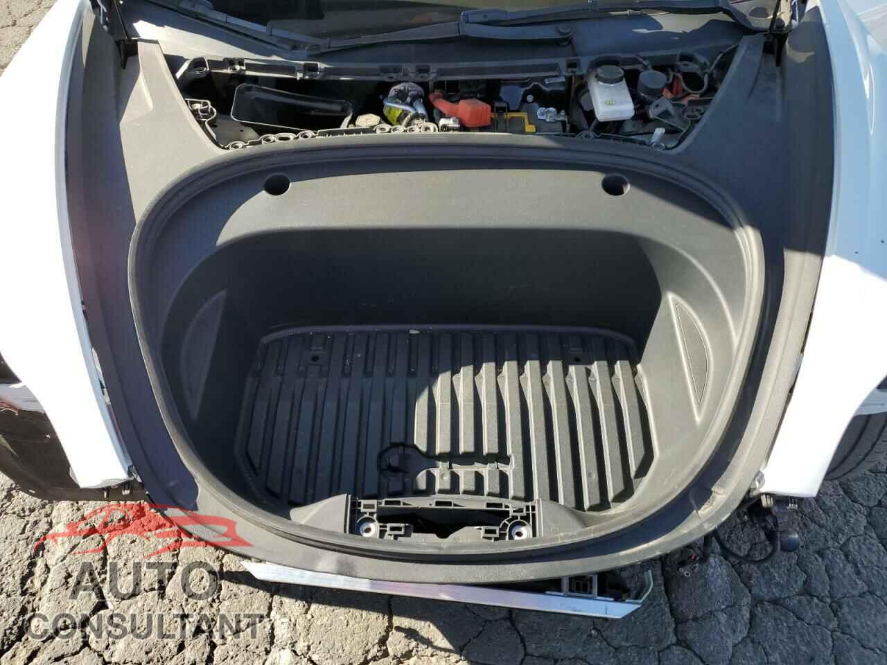 TESLA MODEL 3 2021 - 5YJ3E1EA0MF100063