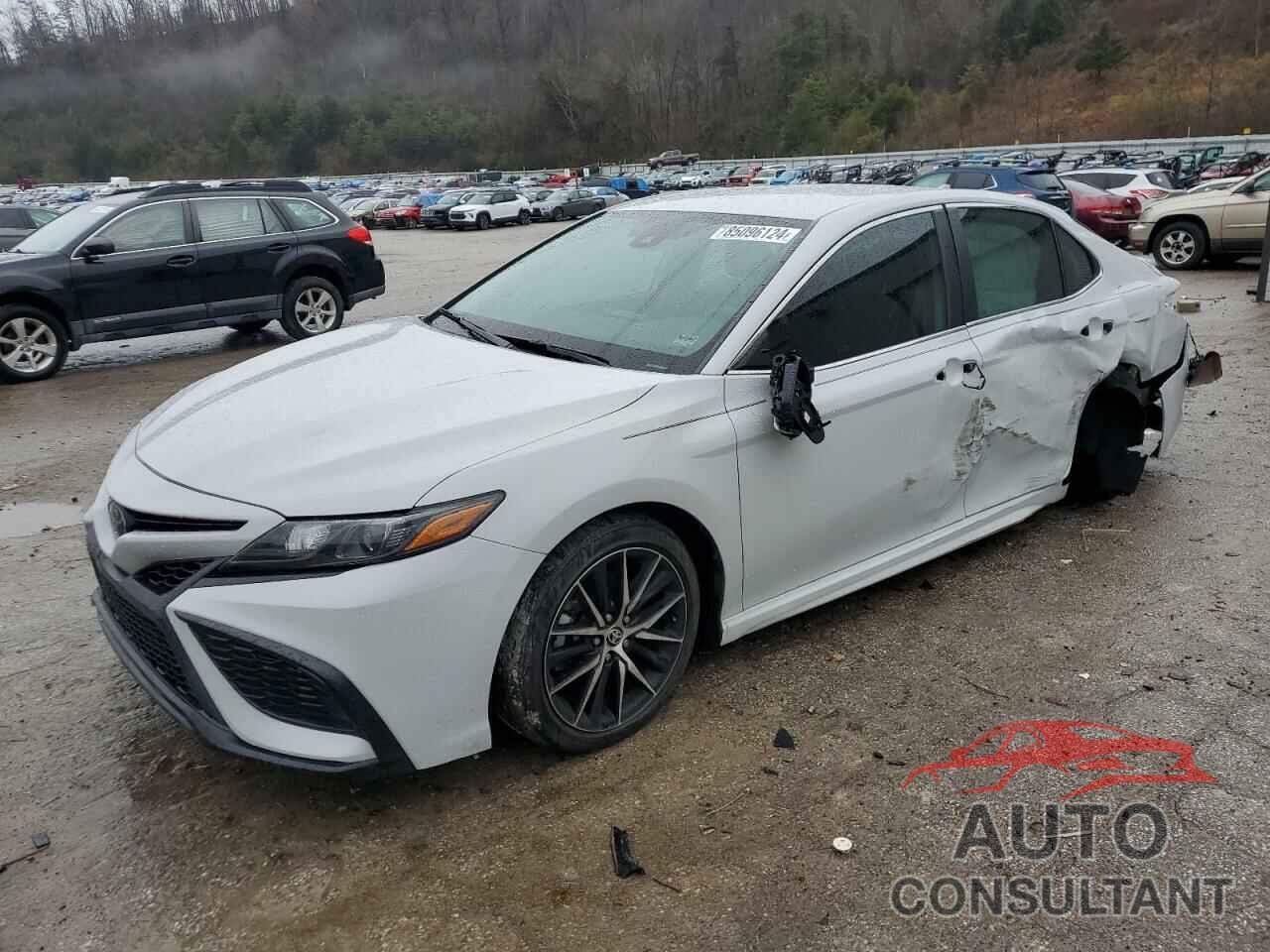 TOYOTA CAMRY 2022 - 4T1G11AK1NU066604