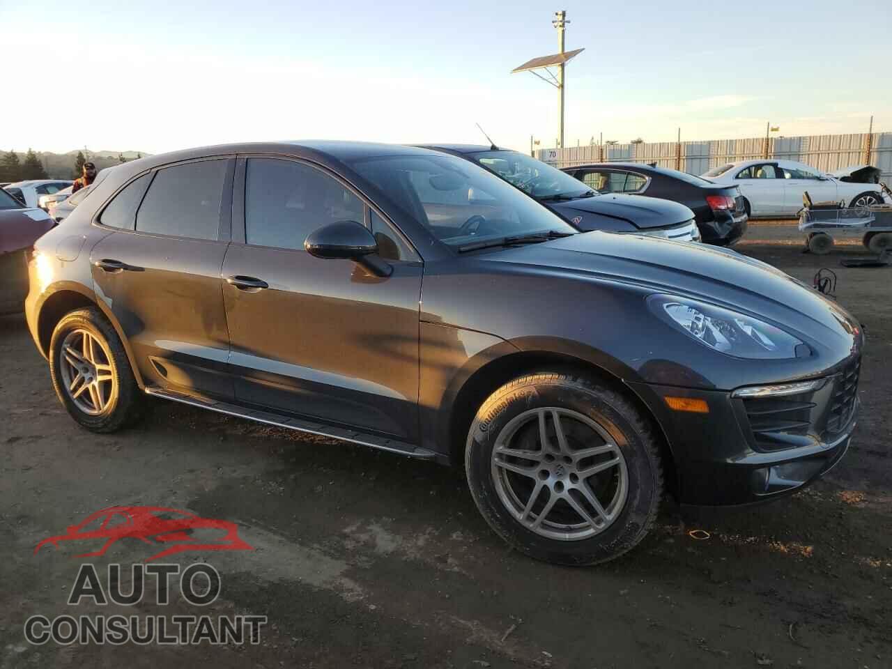 PORSCHE MACAN 2018 - WP1AA2A51JLB02168
