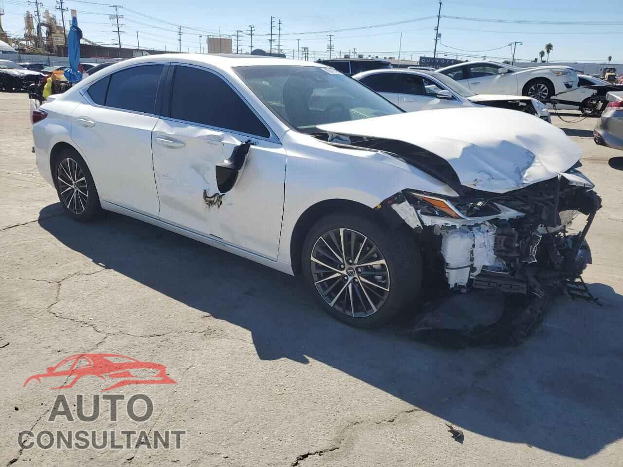 LEXUS ES300 2024 - 58ADA1C11RU048593