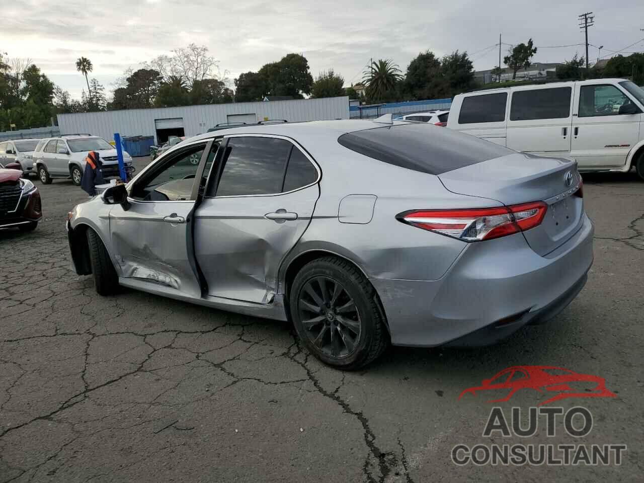TOYOTA CAMRY 2020 - 4T1L11AK8LU908916